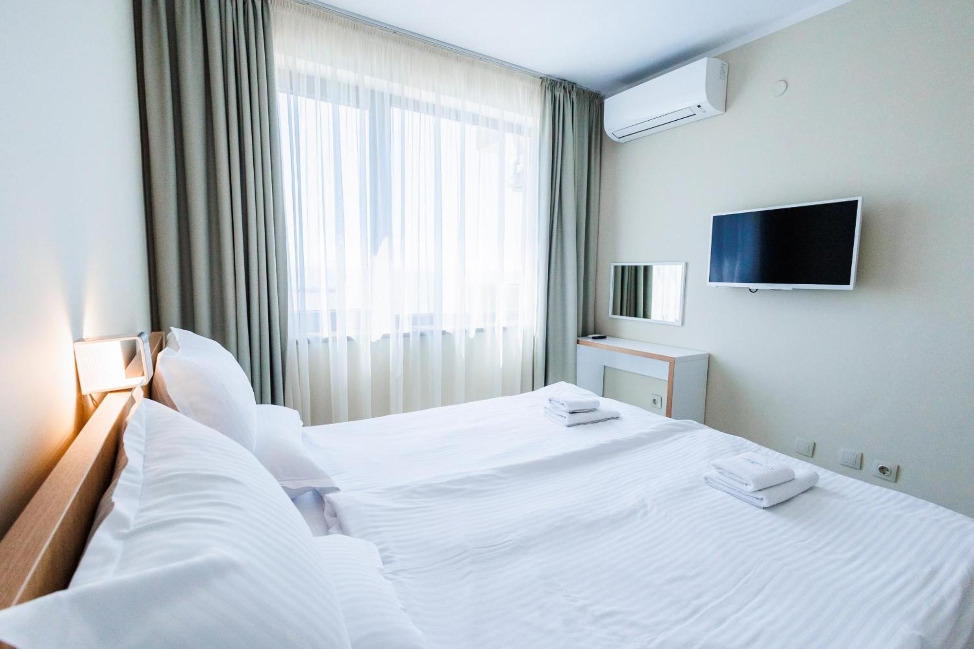 St. Panteleimon Beach Hotel 네세부르 외부 사진