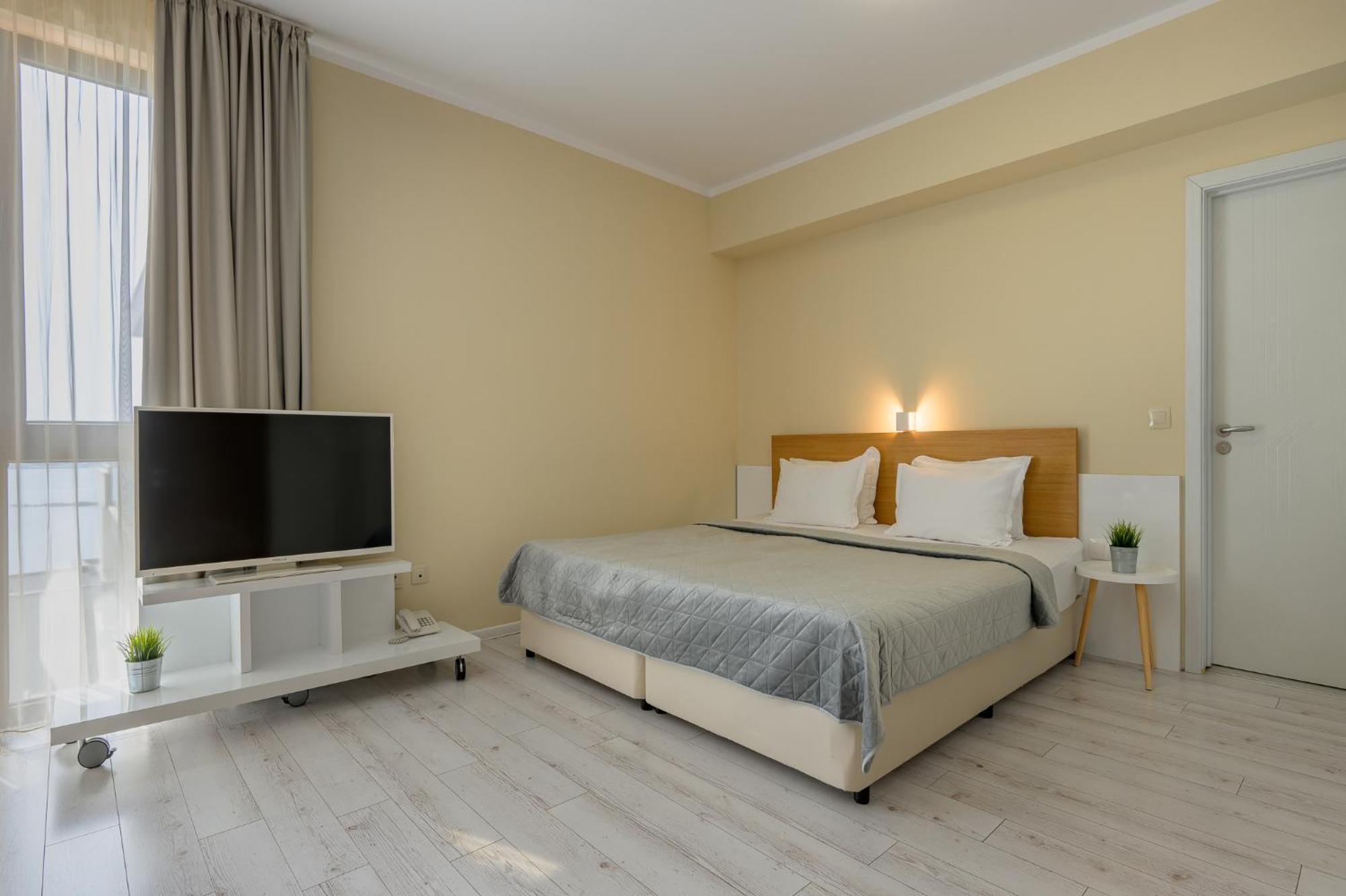 St. Panteleimon Beach Hotel 네세부르 외부 사진