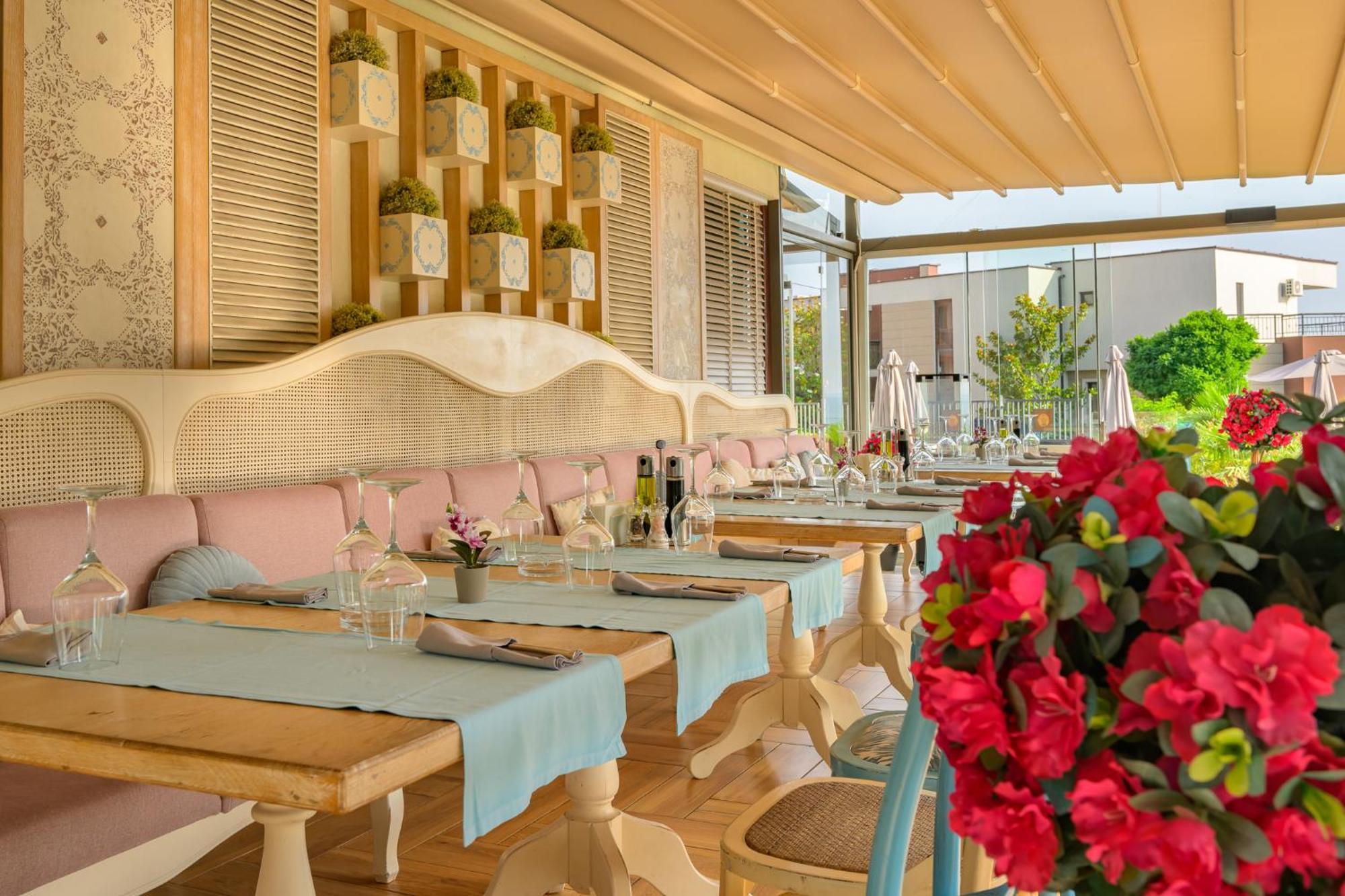 St. Panteleimon Beach Hotel 네세부르 외부 사진